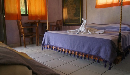 Habitación triple, balcón