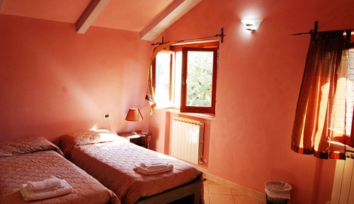 Habitación triple clásica, vistas a la colina