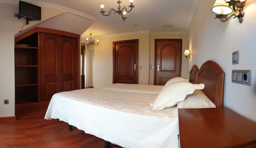 Habitación con 2 camas individuales