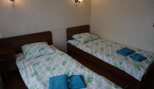 Habitación con 2 camas individuales, 2 camas individuales