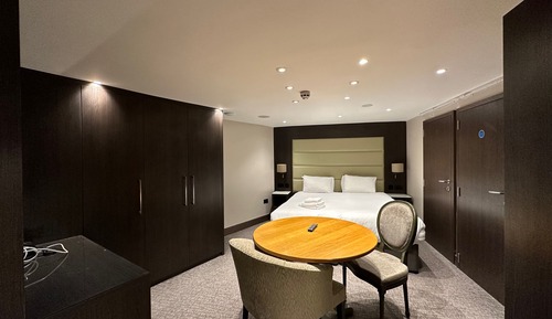 Habitación Doble Superior (Sin Ventana, planta baja)