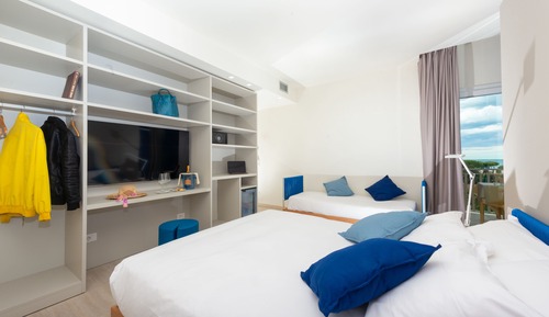 Habitación triple Deluxe
