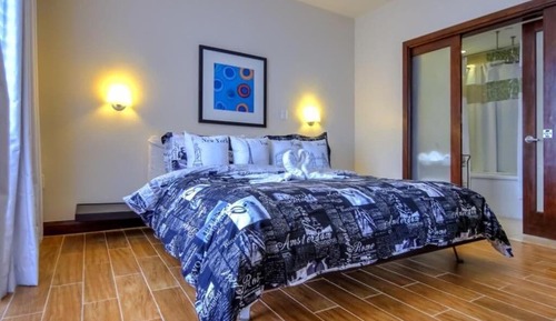 Suite panorámica, 1 habitación, balcón, vistas parciales al mar