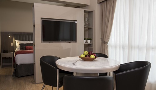 Suite (Quadruple)