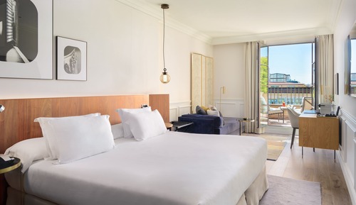 Habitación triple Deluxe, terraza, vistas al jardín