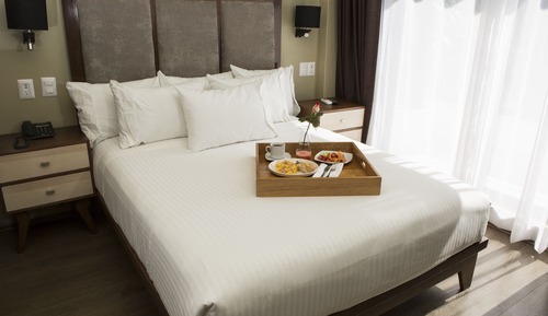 Suite estudio junior, 1 cama de matrimonio grande