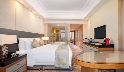 Suite ejecutiva, 1 cama de matrimonio grande, no fumadores, vistas al mar