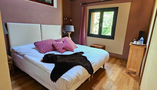 Habitación doble, baño privado (Gaia)