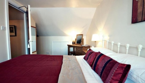 Habitación doble (Room10)