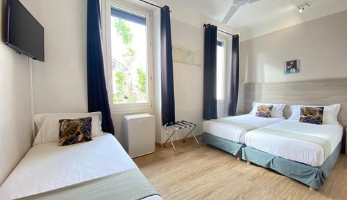 Habitación triple clásica