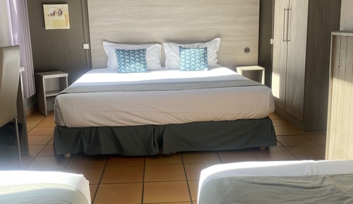 Habitación cuádruple clásica