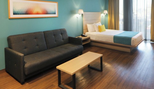 Suite, 1 cama de matrimonio con sofá cama, no fumadores