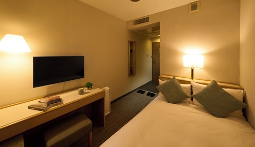 Habitación doble, no fumadores (Semi / for 2 guest /Train View)