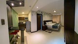 Junior Studio Suite