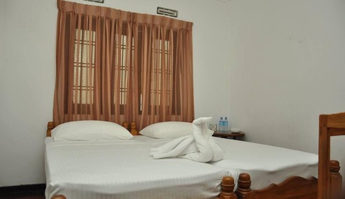 Basic Twin Room, 2 Twin Beds, Garden View