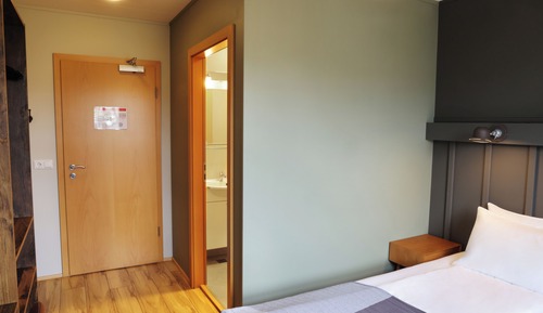 Habitación con 1 cama doble o 2 individuales, vistas al mar