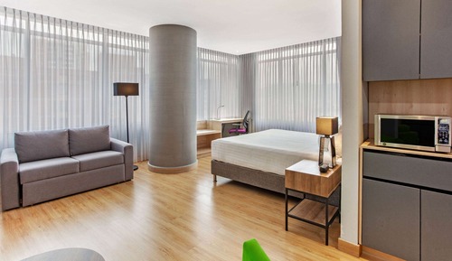 Room, 1 King Bed, Non Smoking