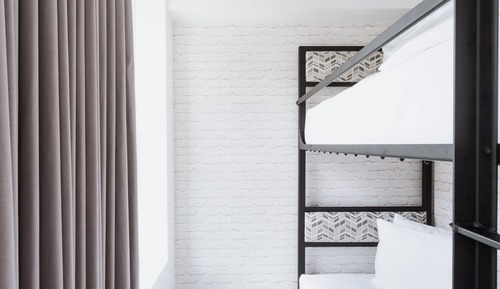 Habitación (Buzz Bunk)