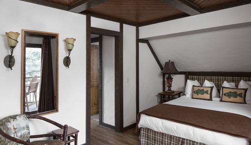 Cabaña, 2 habitaciones, cocina, vistas al río