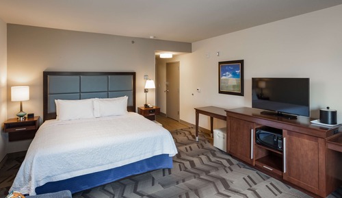 Habitación, 1 cama de matrimonio grande con sofá cama, no fumadores, frigorífico y microondas