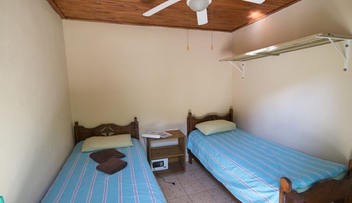 Habitación (One & Four)