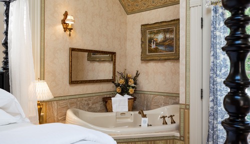 Habitación, baño privado (Everil- Breakfast Included )