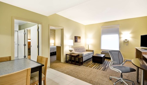 Suite, 1 cama de matrimonio grande, no fumadores (mob/hearing acc w/ roll-in shower)