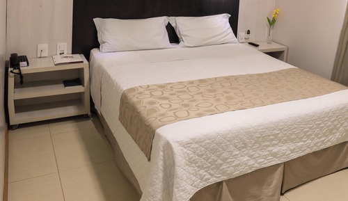 Habitación estándar con 1 cama doble o 2 individuales