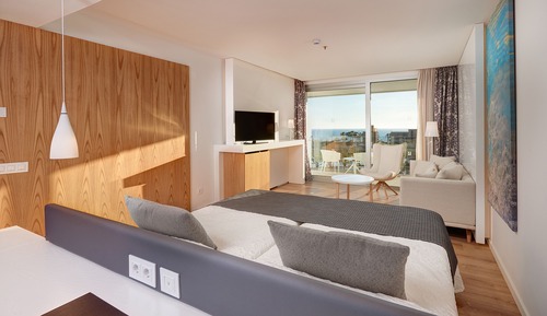 Suite junior, terraza, vistas a la piscina (3 adults)