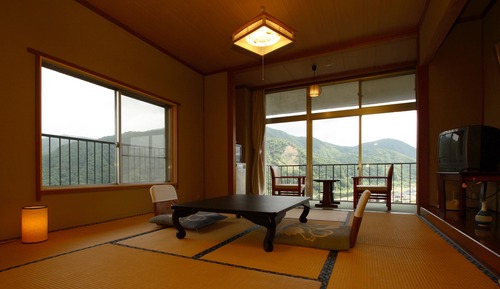 Habitación tradicional, vistas a la montaña (Japanese Style, East)