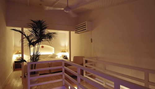 Suite (Island Suite #12)