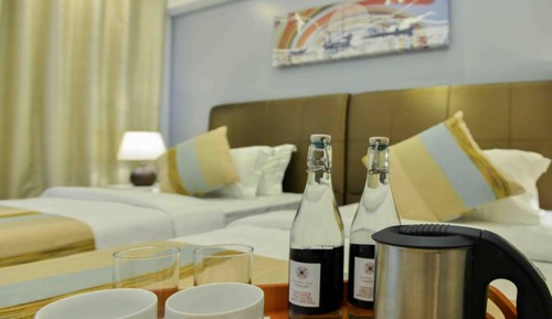 Habitación Deluxe doble, 1 cama de matrimonio con sofá cama, no fumadores
