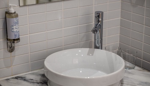 Habitación estándar con 1 cama doble o 2 individuales