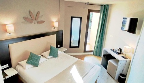Habitación doble, vistas a la ciudad