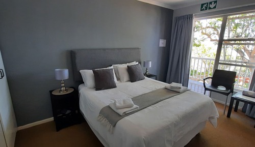 Habitación estándar, 1 cama de matrimonio, vistas a la laguna