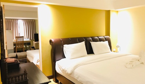 Deluxe Corner Connecting (with Bunk Bed)