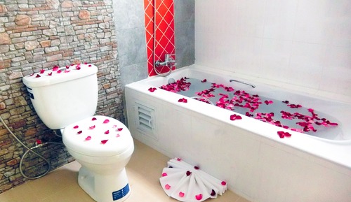Deluxe Family Pool Access (with Bunk Bed)