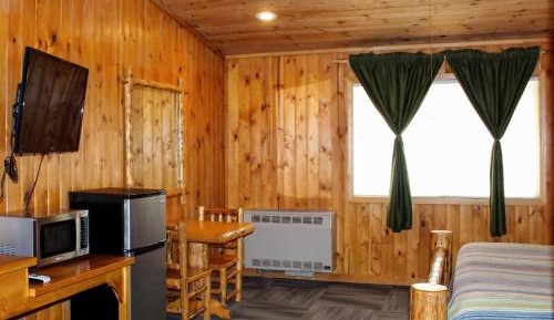 Deluxe King Studio