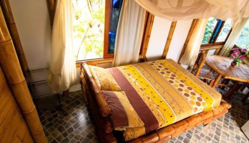 Bungalow (4 Adults)