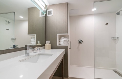 West Springfield Hotel | Courtyard by Marriott West Springfield