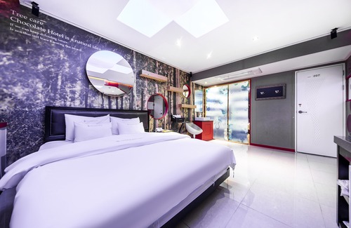 Chinju Hotel | Jinju Chocolate