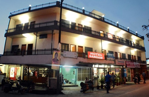 Dehradun Hotel | Hotel Sangam