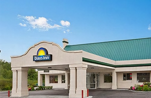 Emporia Hotel | Days Inn by Wyndham Emporia