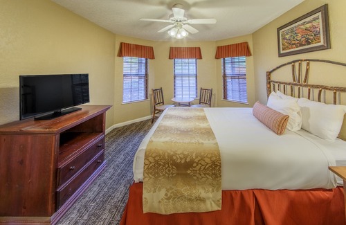 Clarkesville Hotel | Holiday Inn Club Vacations Apple Mountain Resort, an Ihg Hotel