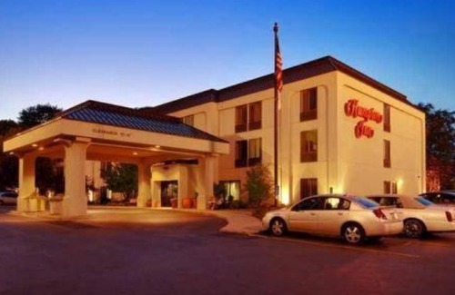 Rochester Hotel | Hampton Inn Rochester