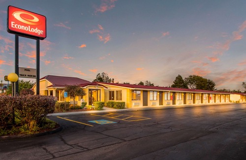 Norwalk Hotel | Econo Lodge Norwalk