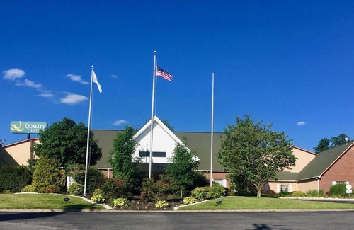 Newbern Hotel | Quality Inn Dublin I-81