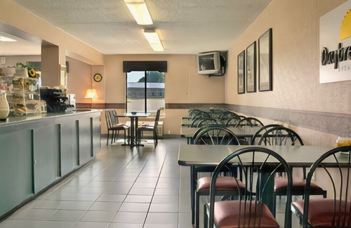 Jasper Hotel | Days Inn by Wyndham Jasper