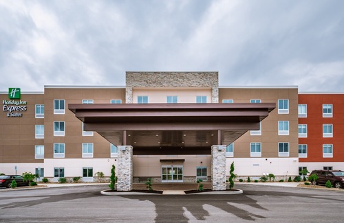Saint Marys  Saint Joseph County Hotel | Holiday Inn Express & Suites South Bend - South, an Ihg Hotel
