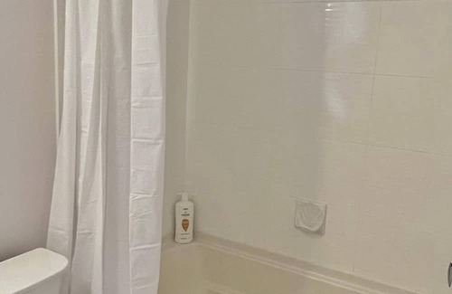 Port Coquitlam Casa | Newly Renovated Private Entrance Guest Suite - 2 bedroom